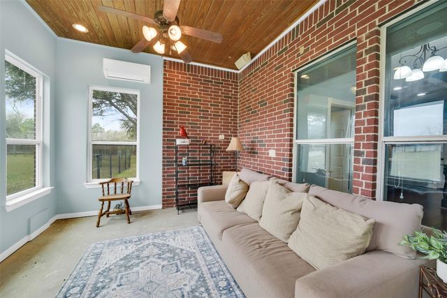 19407 Pine Tree Lane, Waller, TX 77484