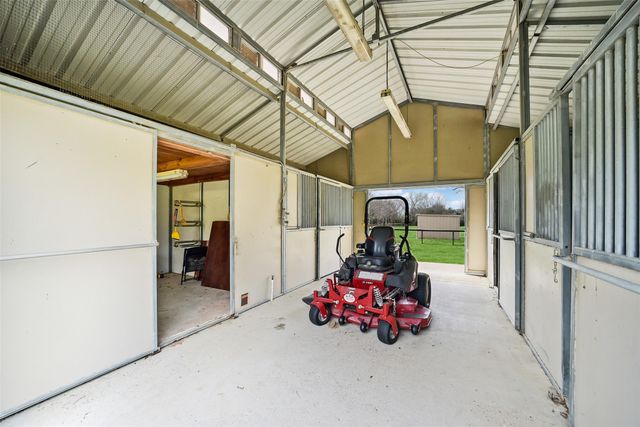 19407 Pine Tree Lane, Waller, TX 77484