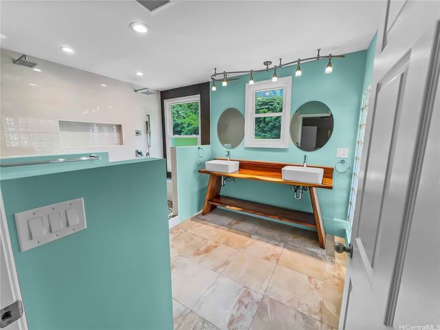 47-668 Hui Alala Street, Kaneohe, HI 96744