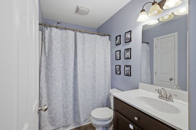 400 Due Ln, Columbia, TN 38401