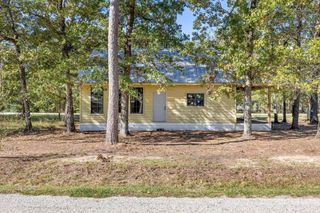 326 W Woodland Shores Drive, Point Blank, TX 77364