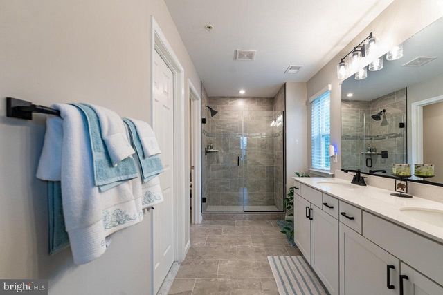 12301 FALLEN TIMBERS CIR, Hagerstown, MD 21740