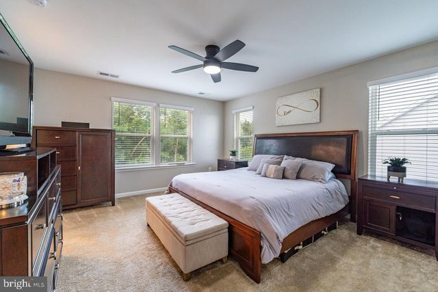 12301 FALLEN TIMBERS CIR, Hagerstown, MD 21740