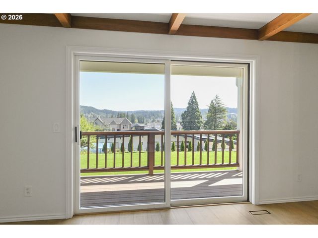 16024 Se MONNER Rd, Happy Valley, OR 97086
