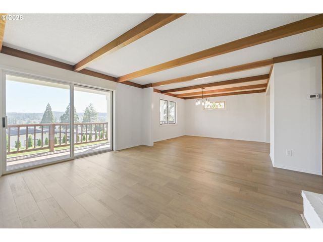 16024 Se MONNER Rd, Happy Valley, OR 97086