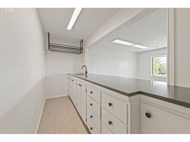 16024 Se MONNER Rd, Happy Valley, OR 97086