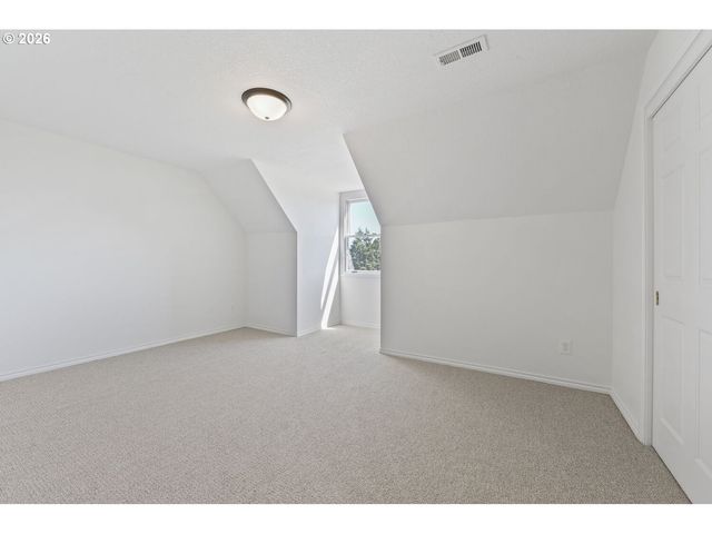 16024 Se MONNER Rd, Happy Valley, OR 97086