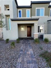 230 Wewatta Avenue, Henderson, NV 89011