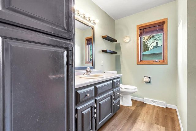 2805 DEWEY DECKER DRIVE, Green Bay, WI 54313