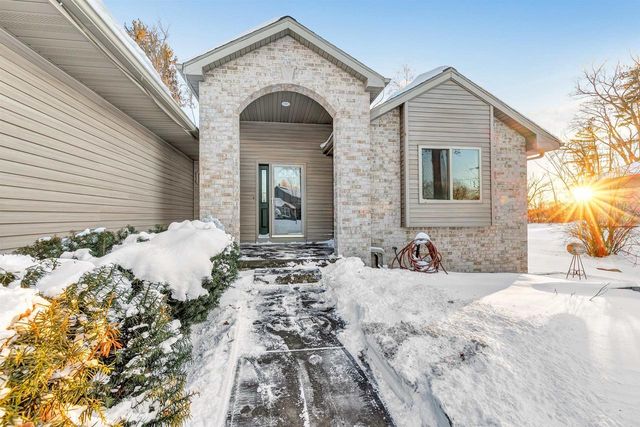 2805 DEWEY DECKER DRIVE, Green Bay, WI 54313