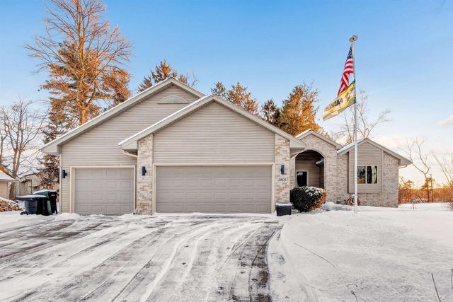 2805 DEWEY DECKER DRIVE, Green Bay, WI 54313