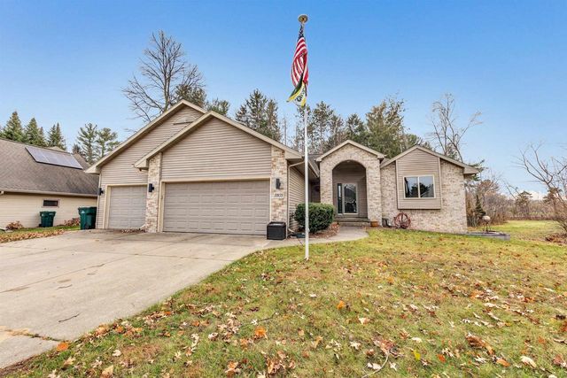 2805 DEWEY DECKER DRIVE, Green Bay, WI 54313