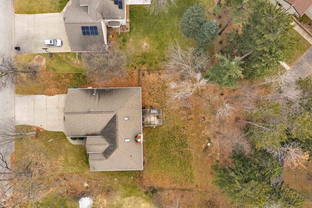 2805 DEWEY DECKER DRIVE, Green Bay, WI 54313