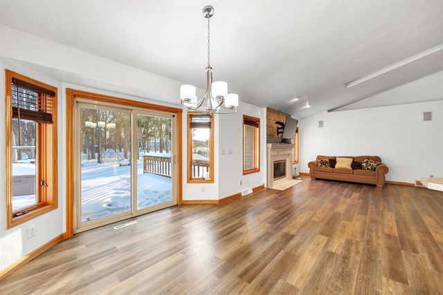 2805 DEWEY DECKER DRIVE, Green Bay, WI 54313