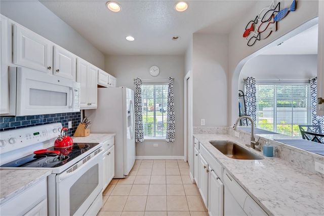 280 CAPE HARBOUR LOOP 101, Bradenton, FL 34212