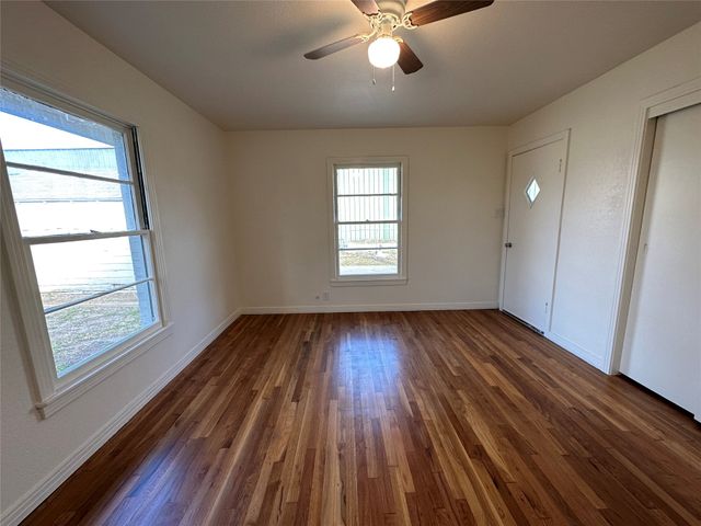 315 W Main Street, Midlothian, TX 76065