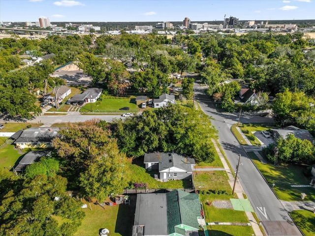907 COLUMBIA STREET, Orlando, FL 32805
