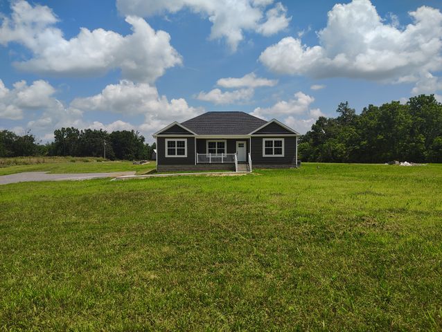 1198 Shiloh Road, Lafayette, TN 37083