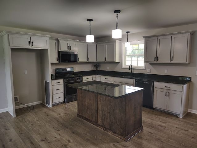 1198 Shiloh Road, Lafayette, TN 37083