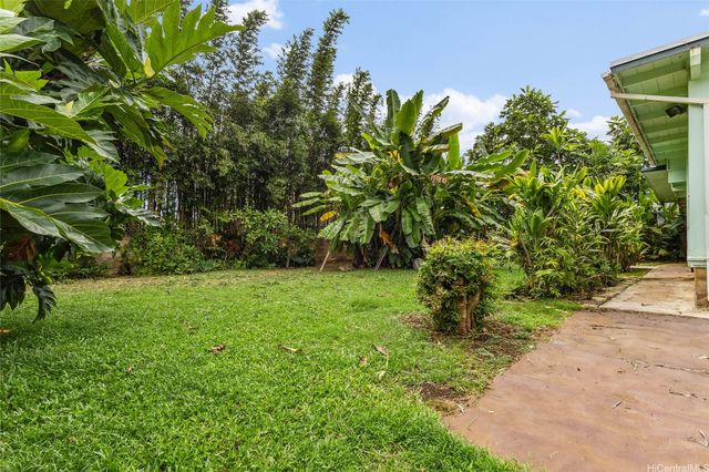48-459 Kamehameha Highway, Kaneohe, HI 96744