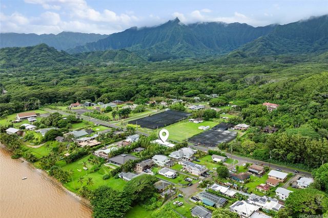48-459 Kamehameha Highway, Kaneohe, HI 96744