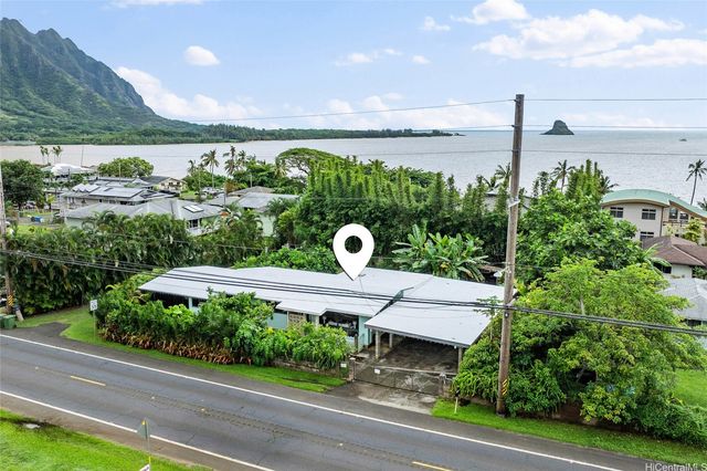 48-459 Kamehameha Highway, Kaneohe, HI 96744
