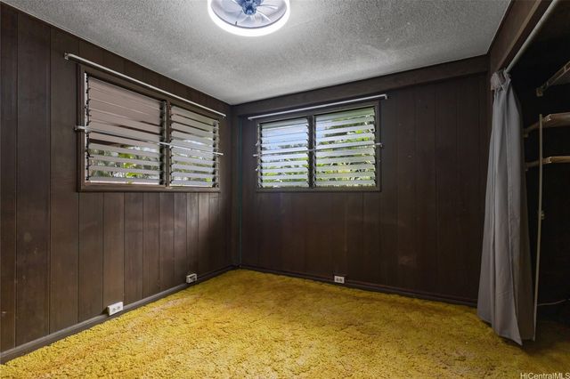 48-459 Kamehameha Highway, Kaneohe, HI 96744