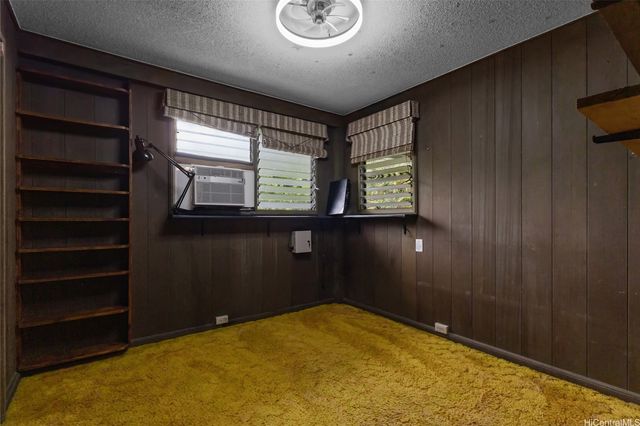 48-459 Kamehameha Highway, Kaneohe, HI 96744