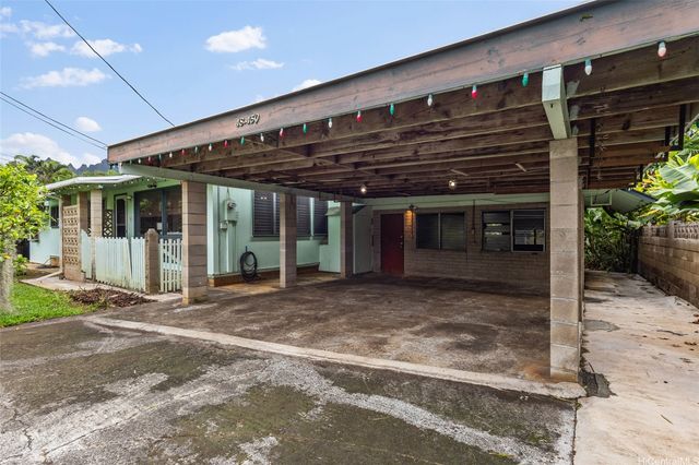 48-459 Kamehameha Highway, Kaneohe, HI 96744