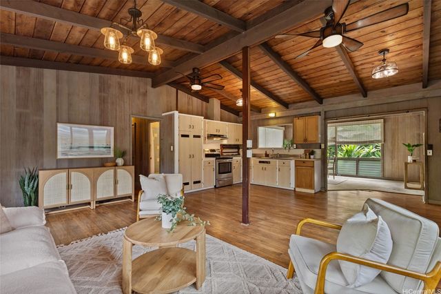 48-459 Kamehameha Highway, Kaneohe, HI 96744