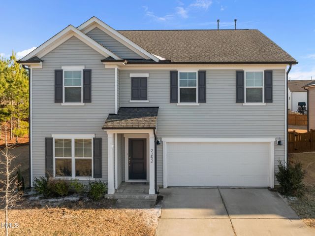 2252 Fairway Green Drive, Fuquay Varina, NC 27526