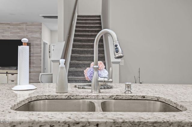 2252 Fairway Green Drive, Fuquay Varina, NC 27526