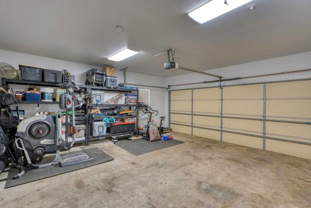809 Skyline DR, Kingsland, TX 78639