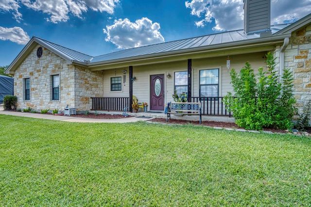 809 Skyline DR, Kingsland, TX 78639