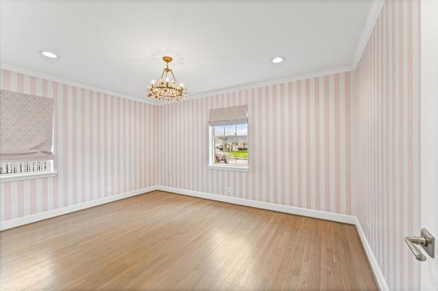 6158 Burgoyne Road, Houston, TX 77057