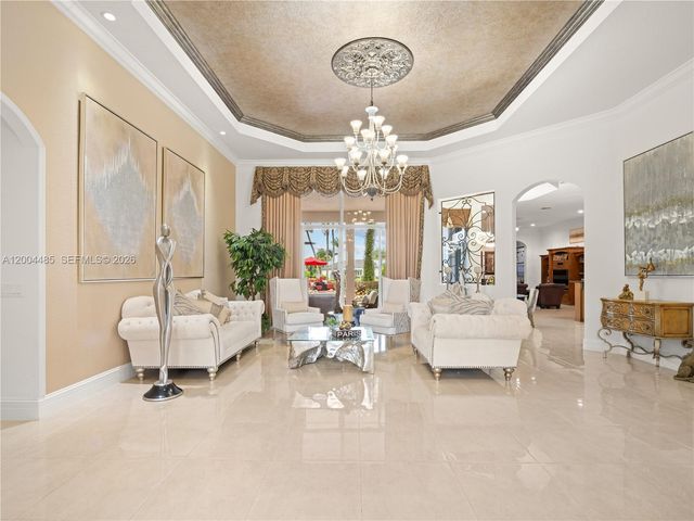 14857 SW 38th St, Davie, FL 33331