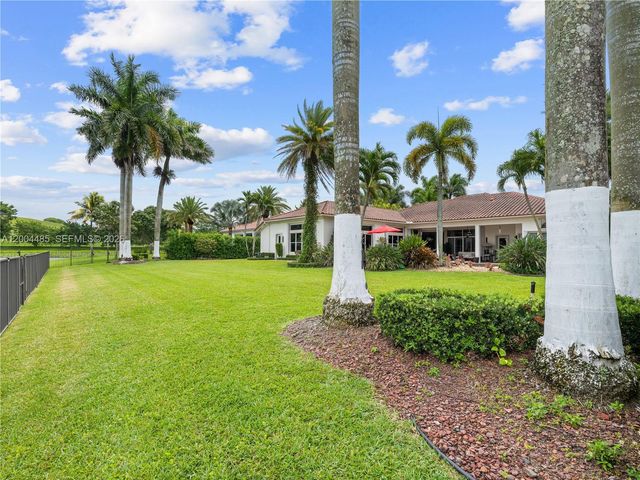14857 SW 38th St, Davie, FL 33331