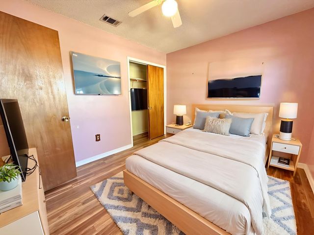 223 Oxford Court, Mary Esther, FL 32569