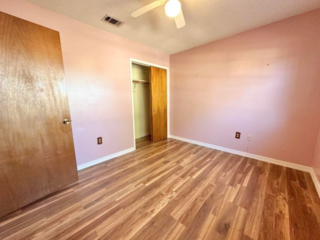 223 Oxford Court, Mary Esther, FL 32569