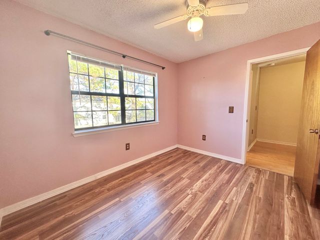 223 Oxford Court, Mary Esther, FL 32569