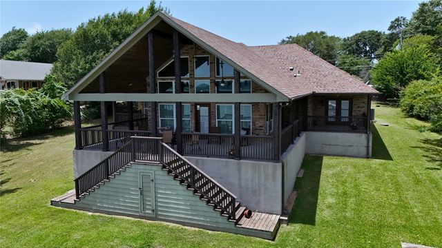 108 The Lee Way, Gun Barrel City, TX 75156