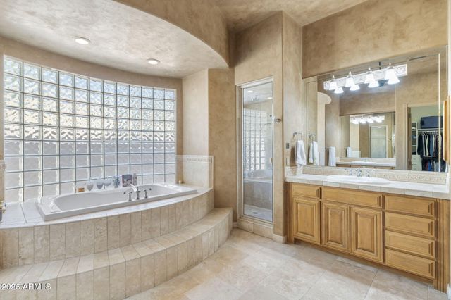 6427 E HORSESHOE Road, Paradise Valley, AZ 85253
