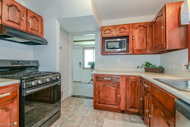 5084 Forest Road, Mentor, OH 44060