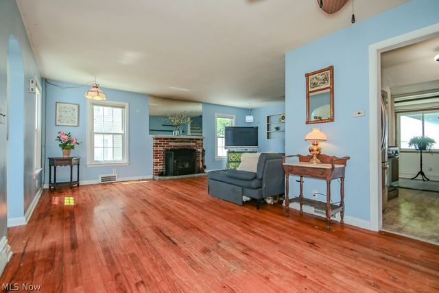 5084 Forest Road, Mentor, OH 44060