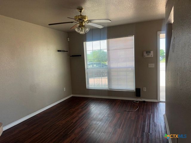 4002 Doraine Court B, Killeen, TX 76549