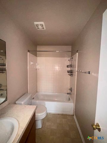 4002 Doraine Court B, Killeen, TX 76549