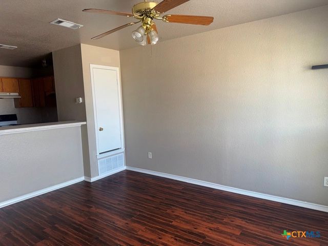 4002 Doraine Court B, Killeen, TX 76549