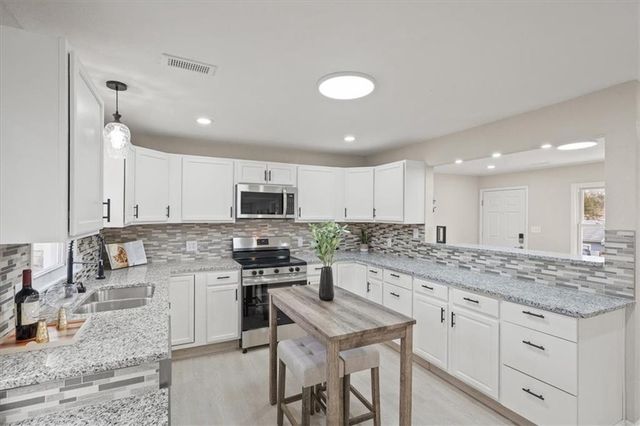 2606 Woodend Avenue, Kansas City, KS 66106