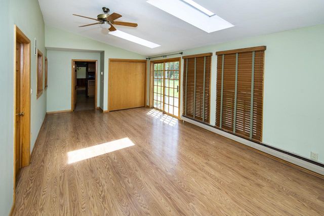 127 Fox Dale ROAD, Glendale, WI 53217