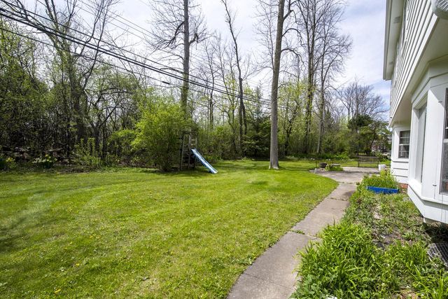 127 Fox Dale ROAD, Glendale, WI 53217